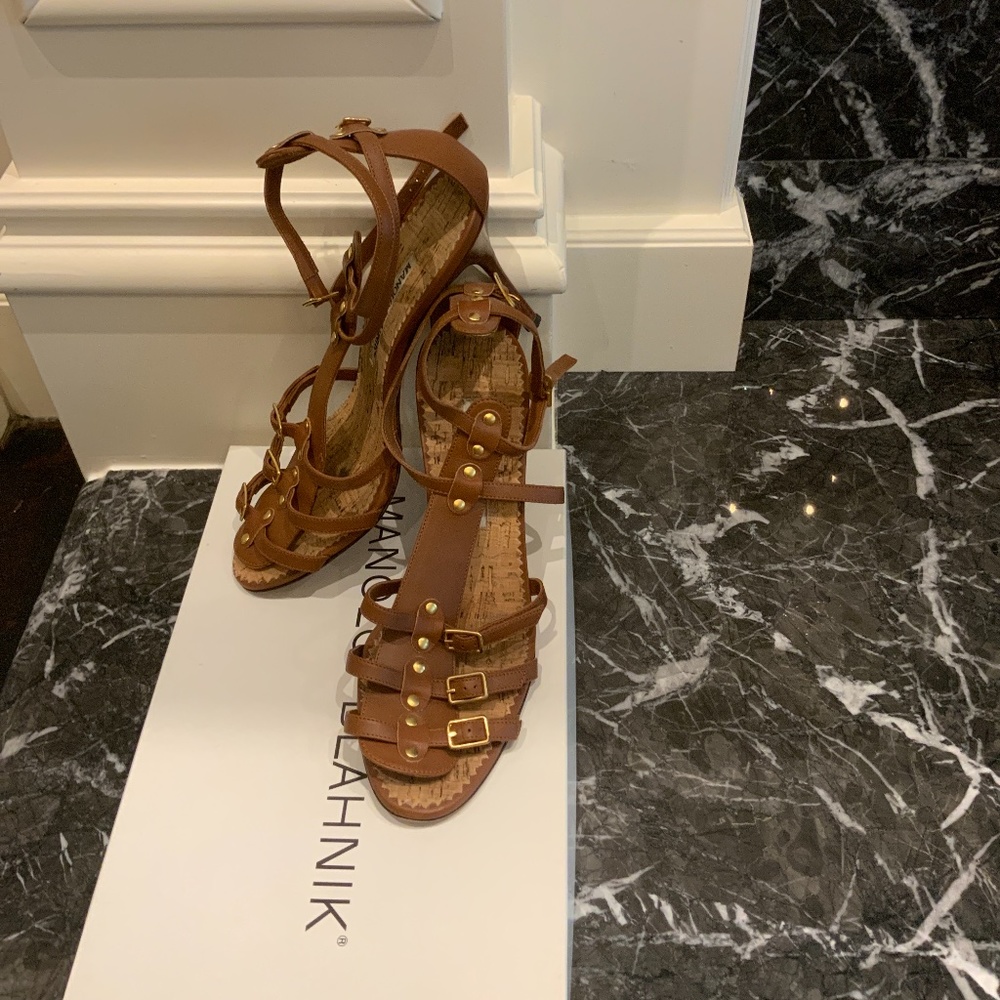 Manila Blahnik, 7, tan
